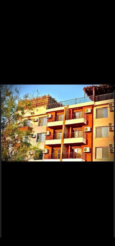 Aparthotel Dead Sea Lafamilia Albadwan Sweimeh Zewnętrze zdjęcie