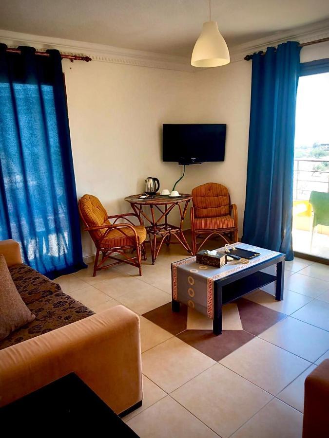 Aparthotel Dead Sea Lafamilia Albadwan Sweimeh Zewnętrze zdjęcie