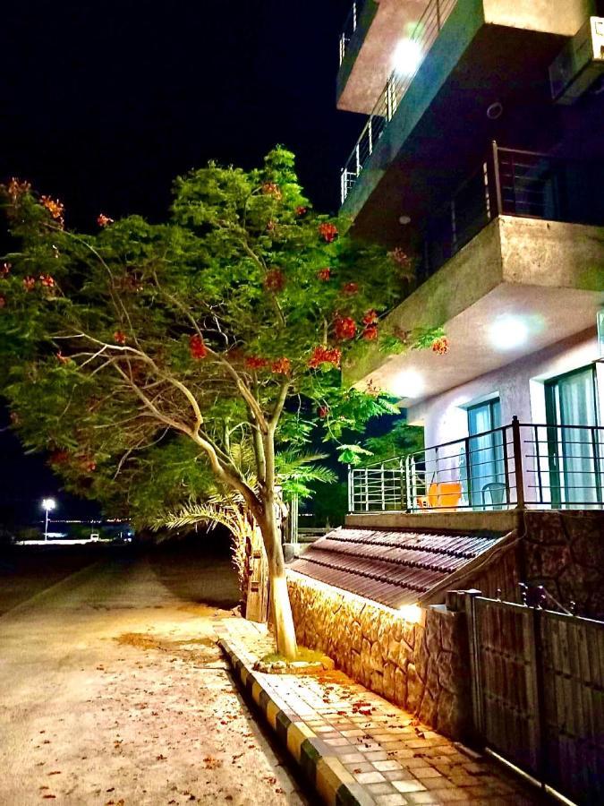 Aparthotel Dead Sea Lafamilia Albadwan Sweimeh Zewnętrze zdjęcie